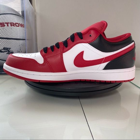 🆕 Air Jordan 1 Low 'Reverse Black Toe' - Picture 12 of 12